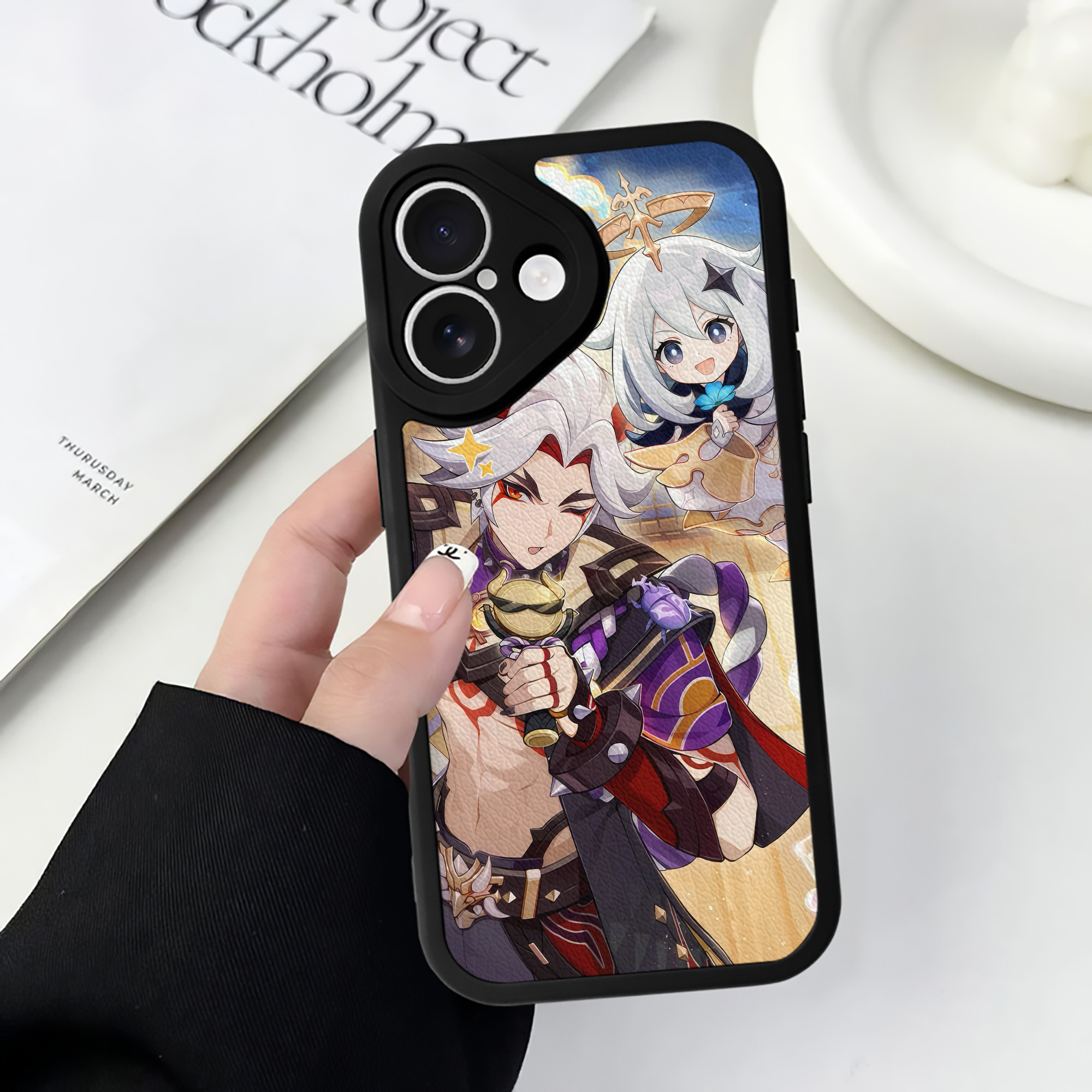 げんし神 genshin 【iPhone 16シリーズ対応】シリコンスマホケース（レザー調） 材質：シリコン